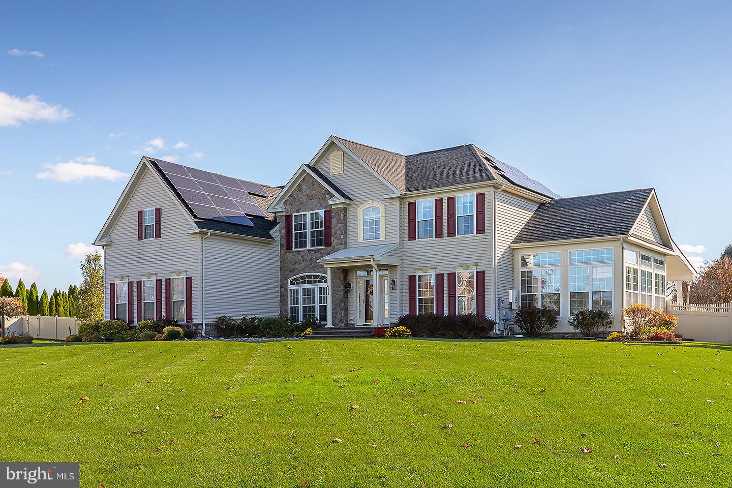 832 Middlesborough Way Mickleton, NJ 08056 - Photo 2 of 57 Exterior Front & Side
