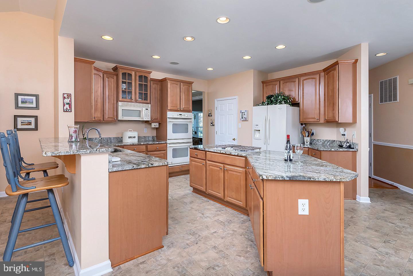 832 Middlesborough Way Mickleton, NJ 08056 - Photo 12 of 57 Kitchen, w/ recessed lighting