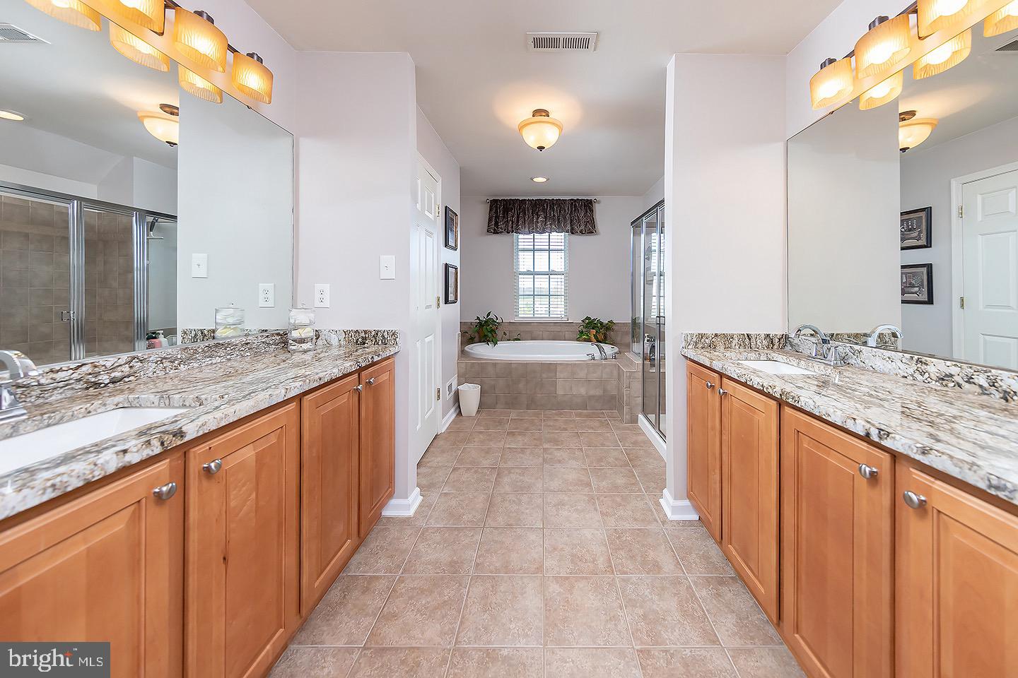 832 Middlesborough Way Mickleton, NJ 08056 - Photo 22 of 57 Full, ensuite bathroom in primary bedroom