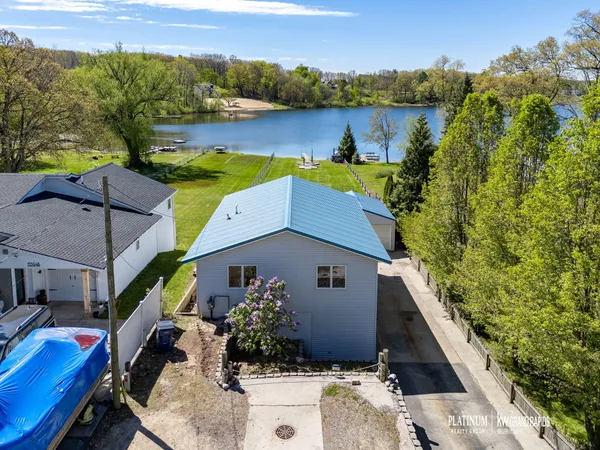 $450,000 | 13395 Lime Lake Drive Northeast, Cedar Springs, MI 49319