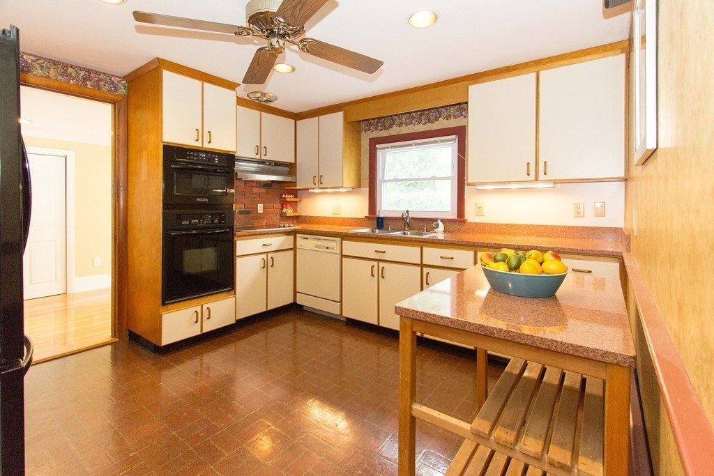 84 Normal Hill Road Framingham, MA 01702 - Photo 8 of 23 Gallery Image 8