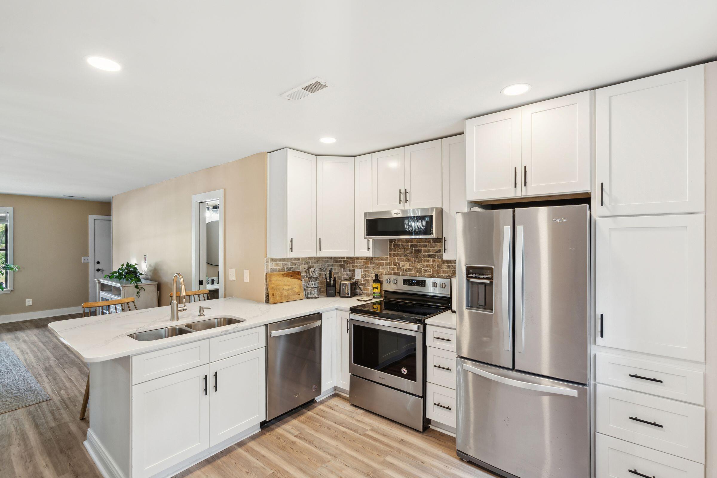 1166 Julian Clark Road Charleston, SC 29412 - Photo 16 of 39 1166JulianClarkRd-KeenEyeMarketing-016