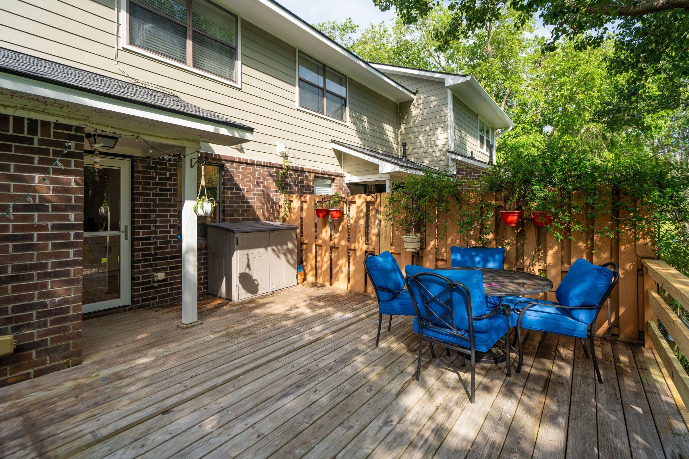 1166 Julian Clark Road Charleston, SC 29412 - Photo 32 of 39 1166JulianClarkRd-KeenEyeMarketing-034