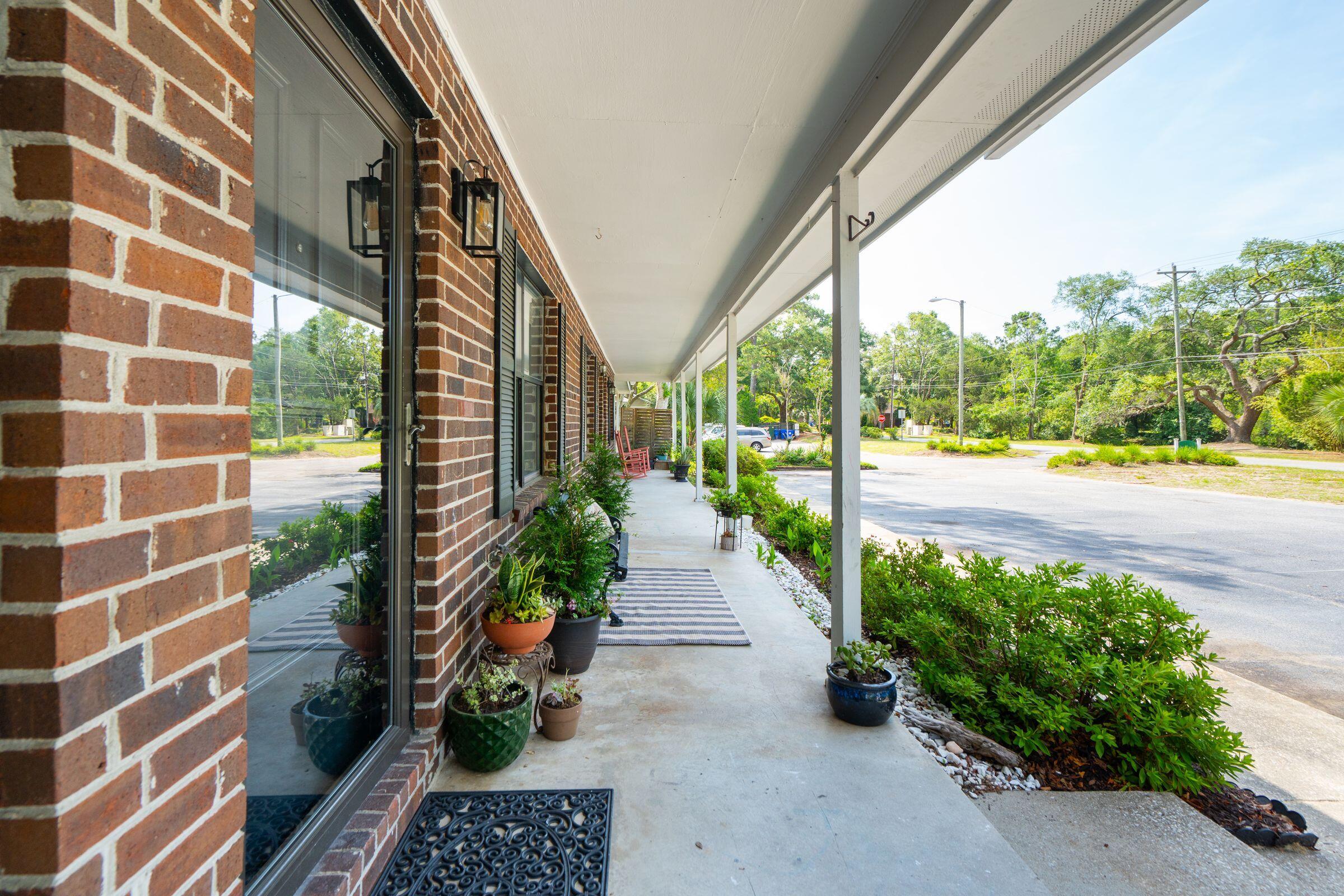 1166 Julian Clark Road Charleston, SC 29412 - Photo 7 of 39 1166JulianClarkRd-KeenEyeMarketing-005