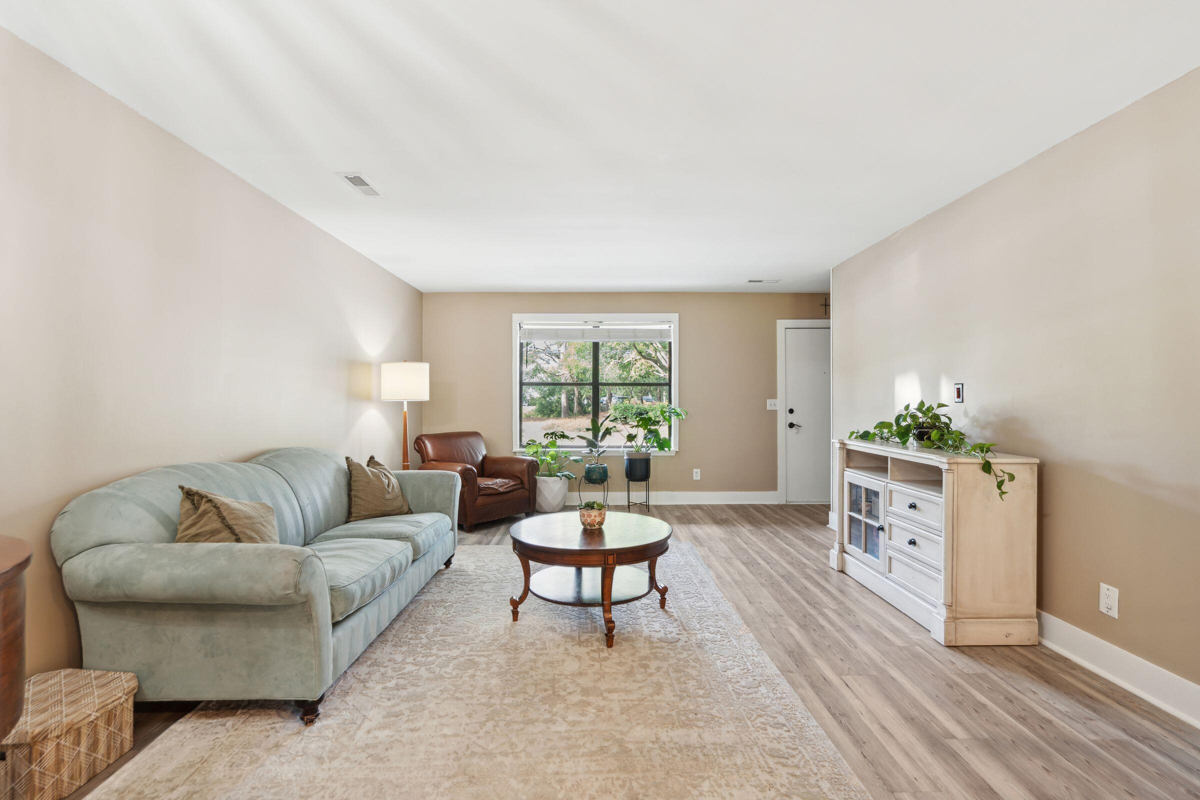 1166 Julian Clark Road Charleston, SC 29412 - Photo 10 of 39 1166JulianClarkRd-KeenEyeMarketing-011