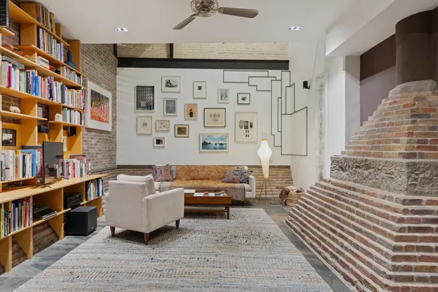 $1,899,000 | 28 Old Fulton Street | Brooklyn Heights