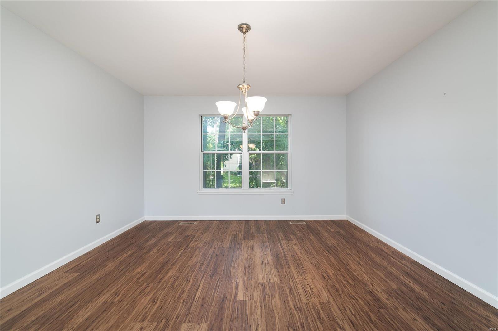 1100 Shadowfaire Court Ballwin, MO 63021 - Photo 11 of 53