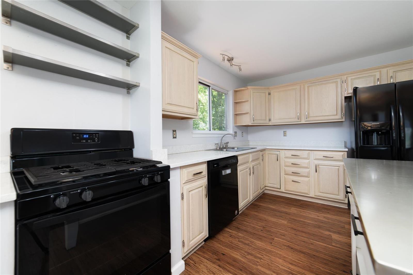 1100 Shadowfaire Court Ballwin, MO 63021 - Photo 16 of 53