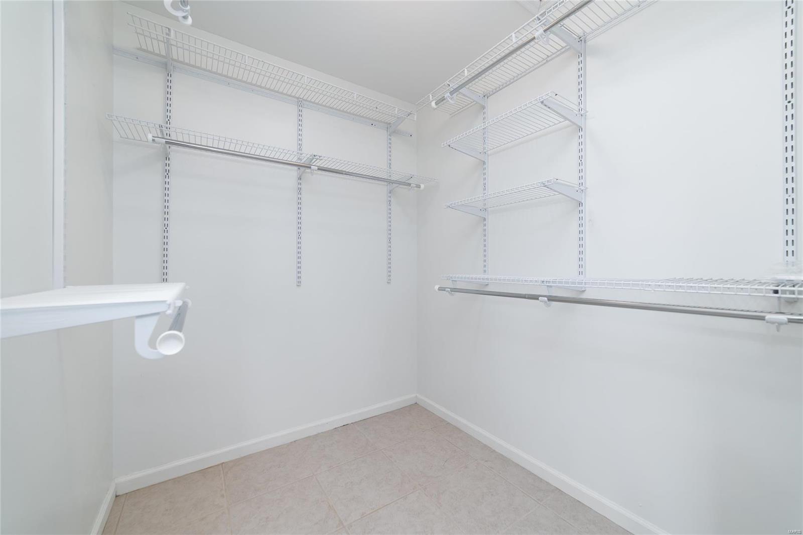 1100 Shadowfaire Court Ballwin, MO 63021 - Photo 28 of 53