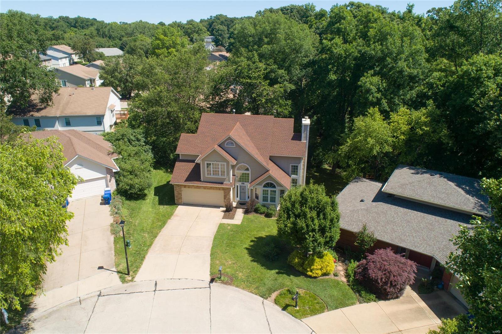 1100 Shadowfaire Court Ballwin, MO 63021 - Photo 4 of 53