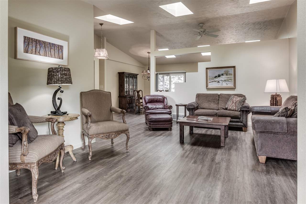 7708 South Oak Road Spokane, WA 99224 - Photo 4 of 27