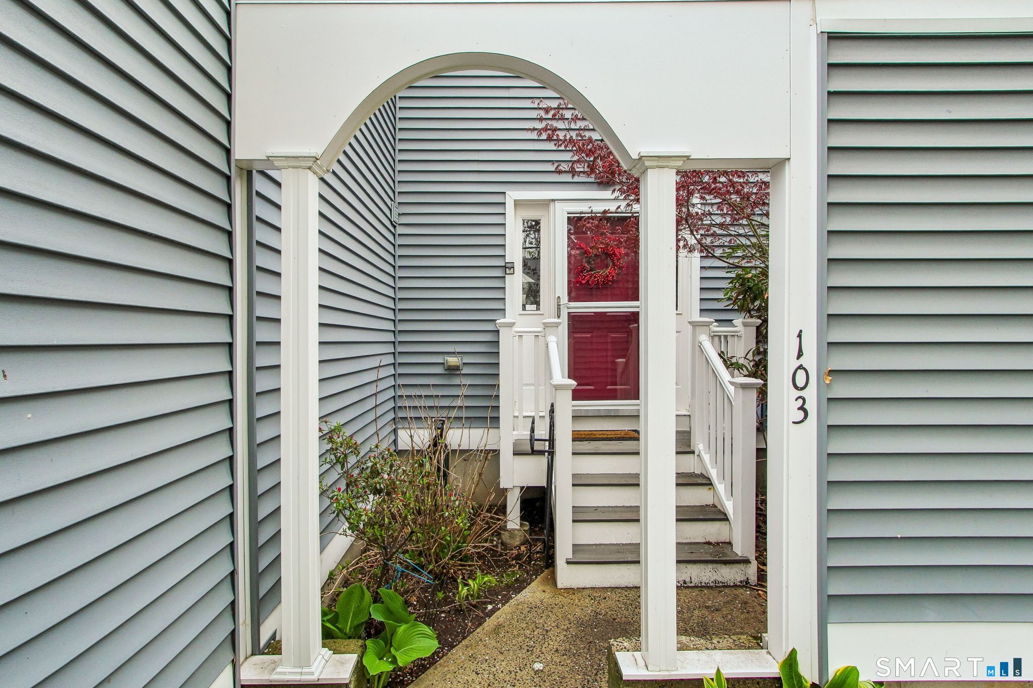 60 Clintonville Road, Unit 103 North Branford, CT 06472 - Photo 3 of 40 Private front entryway.