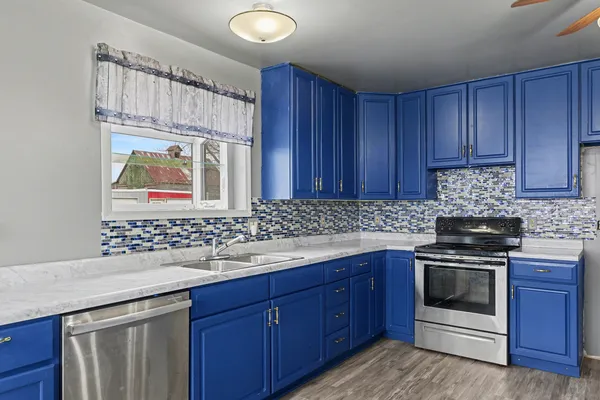 $179,900 | 724 East 2600 North Road, Penfield, IL 61862