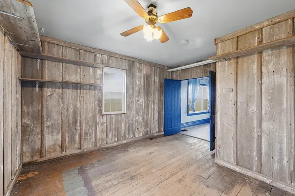 $179,900 | 724 East 2600 North Road, Penfield, IL 61862