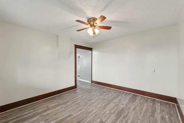 $179,900 | 724 East 2600 North Road, Penfield, IL 61862