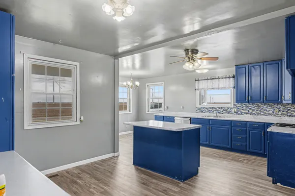 $179,900 | 724 East 2600 North Road, Penfield, IL 61862