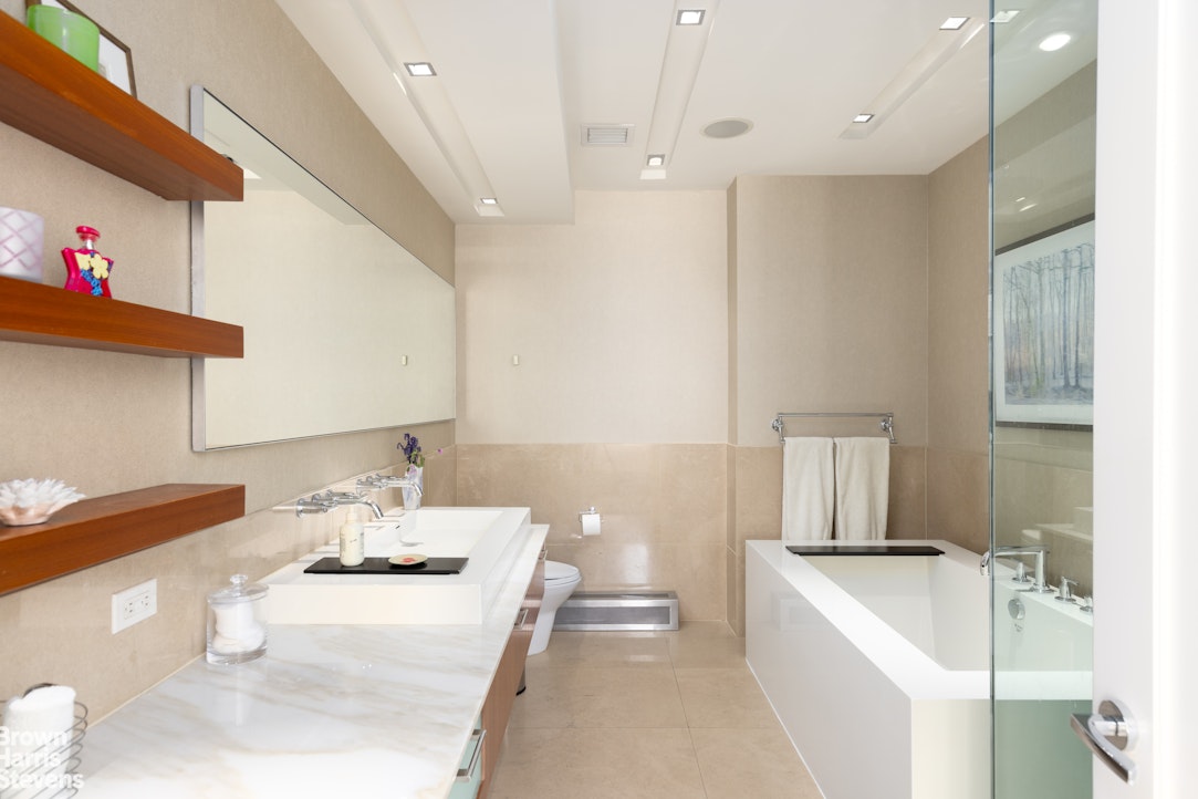 24 East 21st Street, Unit PH Manhattan, NY 10010 - Photo 14 of 22