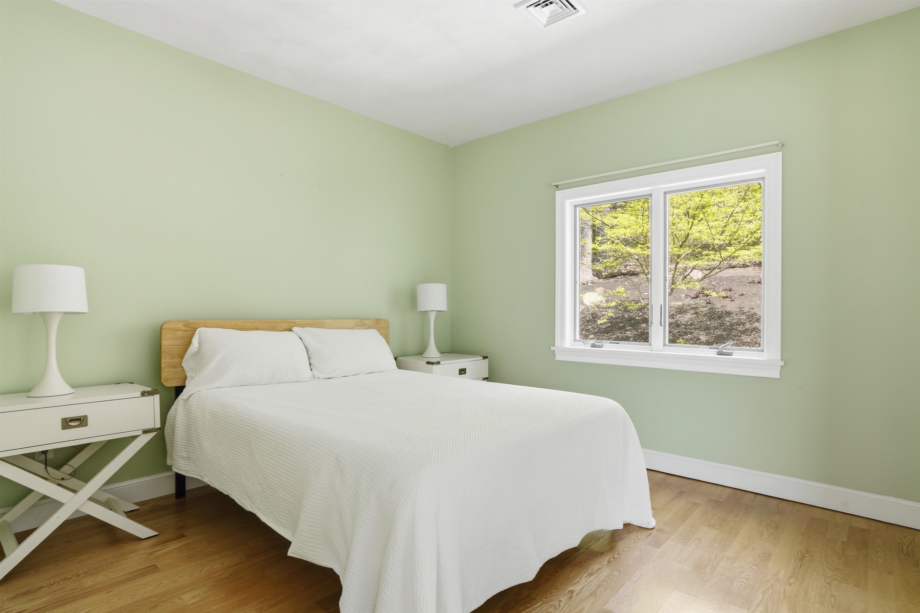54 Sharon Road Windham, NH 03087 - Photo 33 of 58