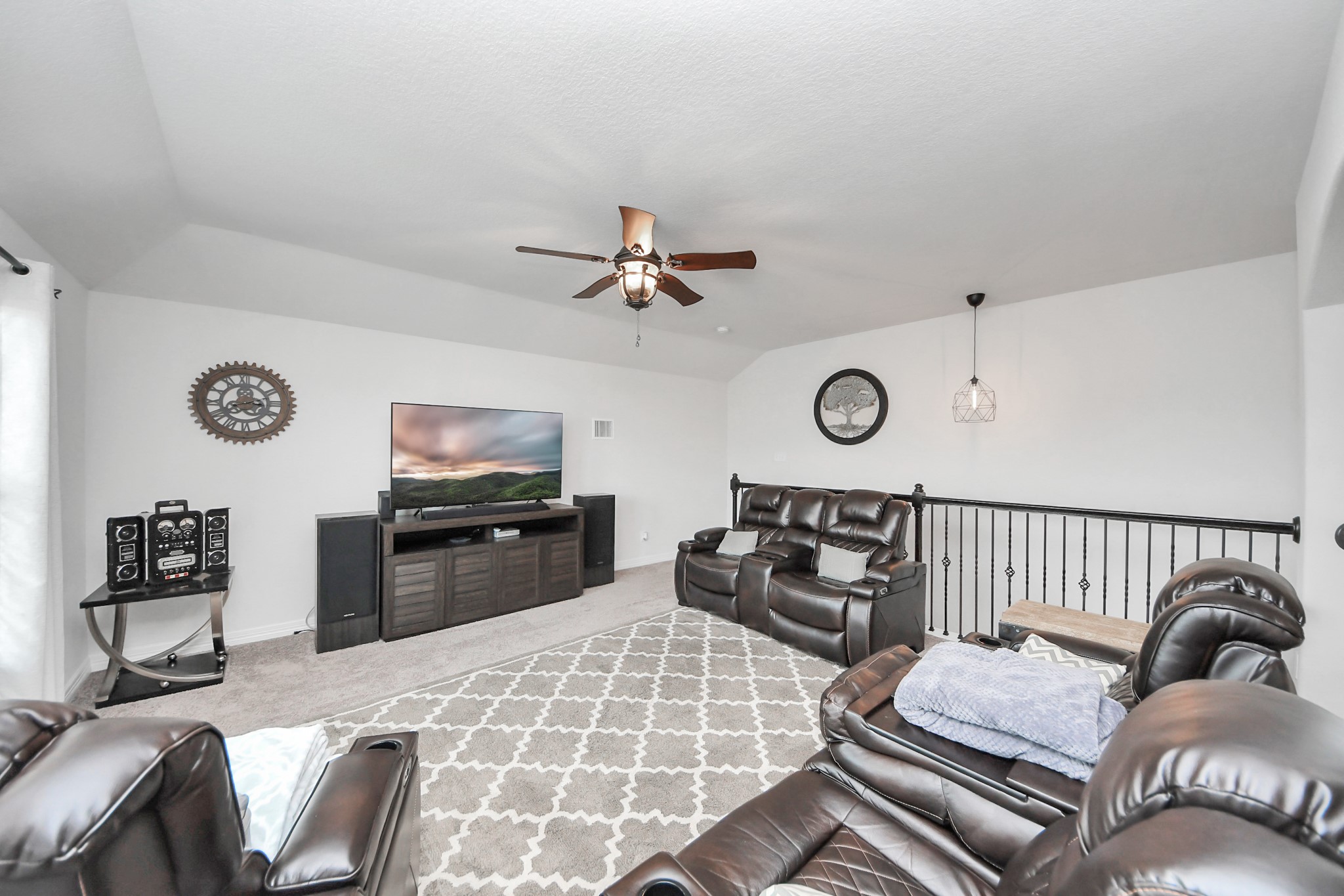 13715 Madera Bend Lane Rosharon, TX 77583 - Photo 16 of 33