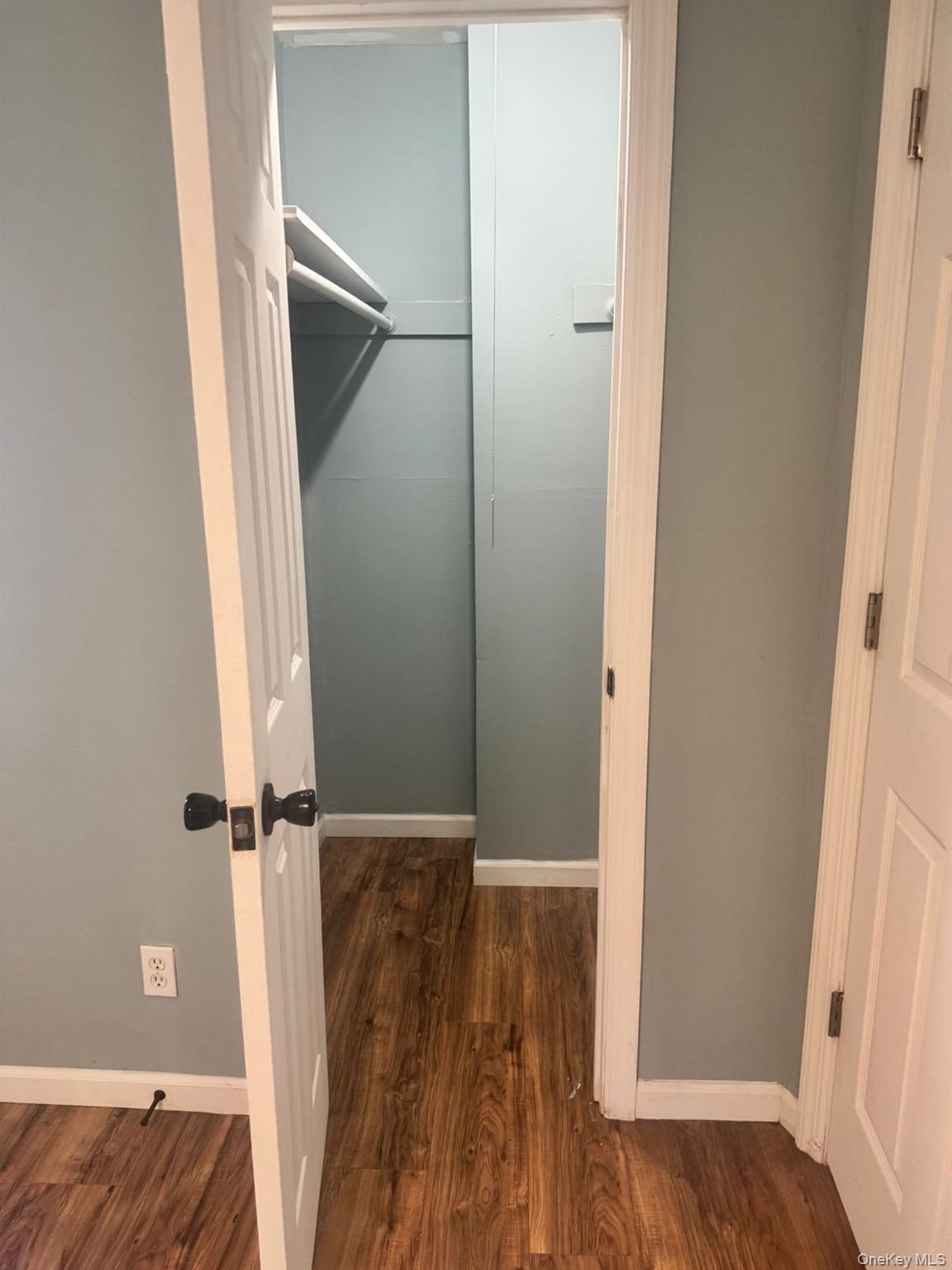 250-23 88th Road, Unit 1R Queens, NY 11426 - Photo 17 of 27