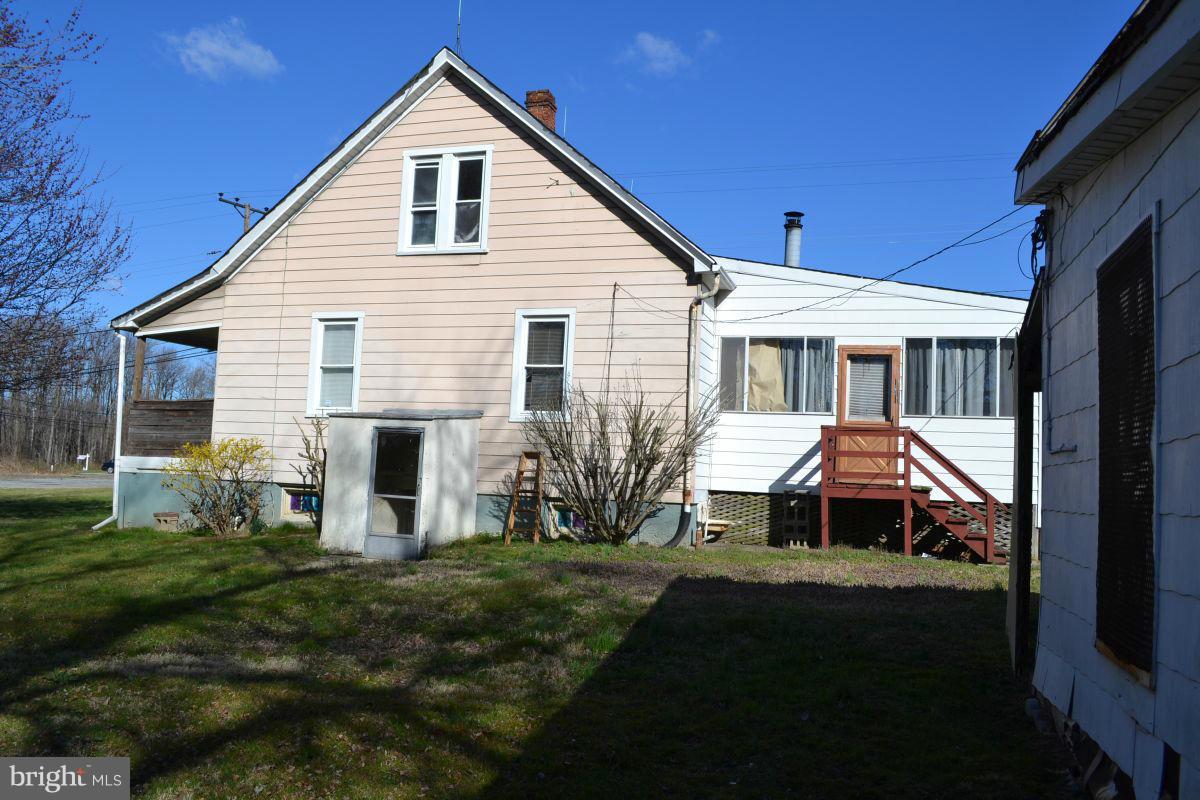 8103 Beachwood Road Baltimore, MD 21222 - Photo 10 of 13 Exterior (General)