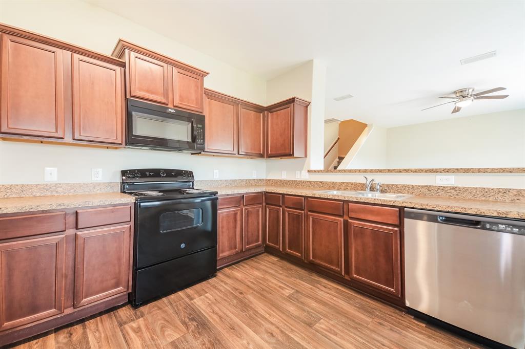 14242 Bridgeview Lane Dallas, TX 75253 - Photo 10 of 22