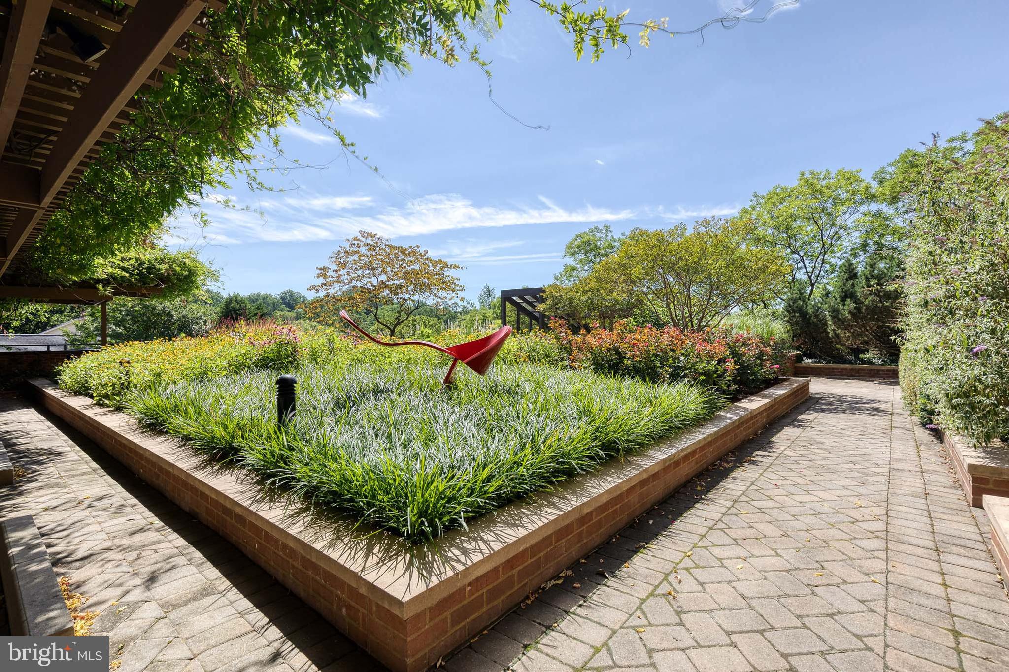 111 Hamlet Hill Road, Unit 201 Baltimore, MD 21210 - Photo 17 of 22 Gallery Image 17