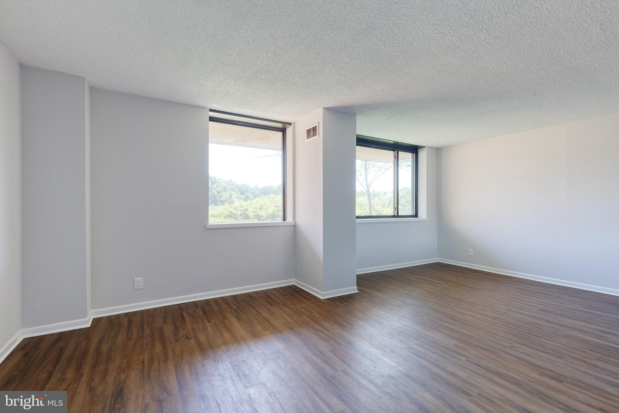 111 Hamlet Hill Road, Unit 201 Baltimore, MD 21210 - Photo 8 of 22 Gallery Image 8
