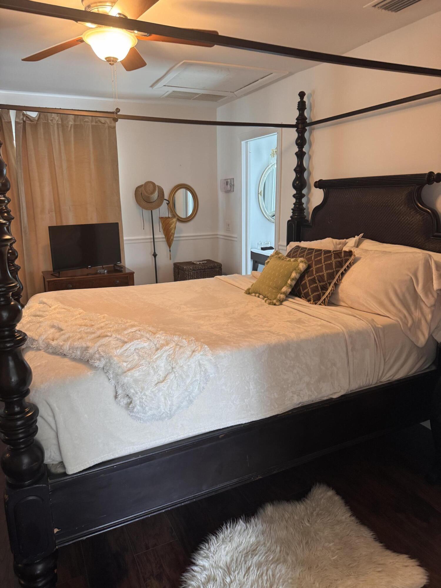 1256 Palmetto Road Haverhill, FL 33417 - Photo 17 of 39 IMG_3542