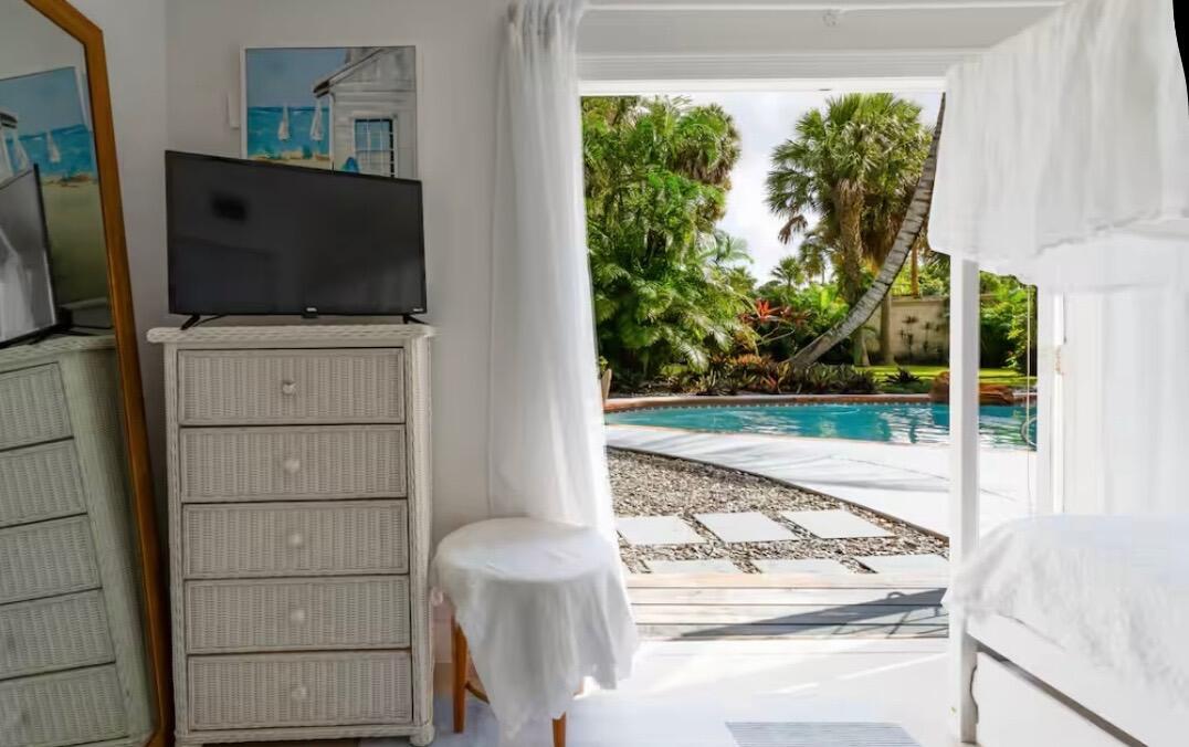 1256 Palmetto Road Haverhill, FL 33417 - Photo 22 of 39 IMG_3190