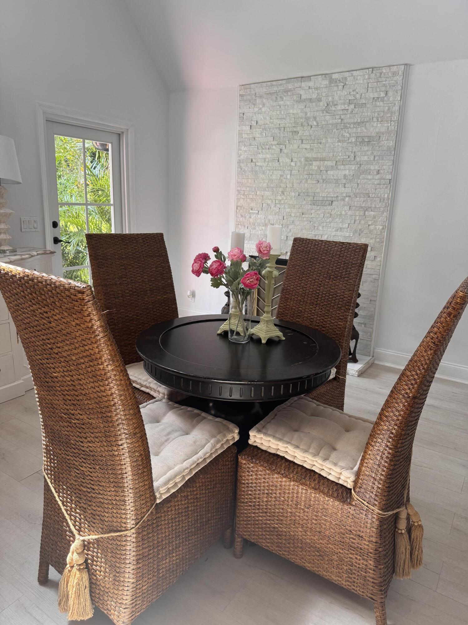 1256 Palmetto Road Haverhill, FL 33417 - Photo 10 of 39 IMG_3531