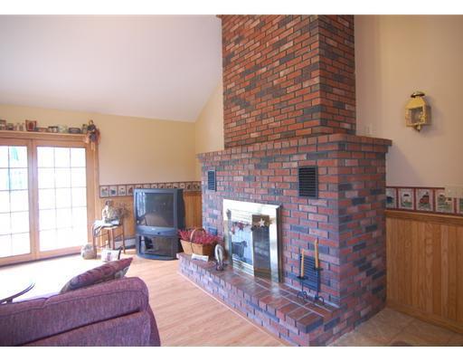 14 W Road Kents Hill, ME 04349 - Photo 11 of 25 Den/Family/Great Room. Family room...