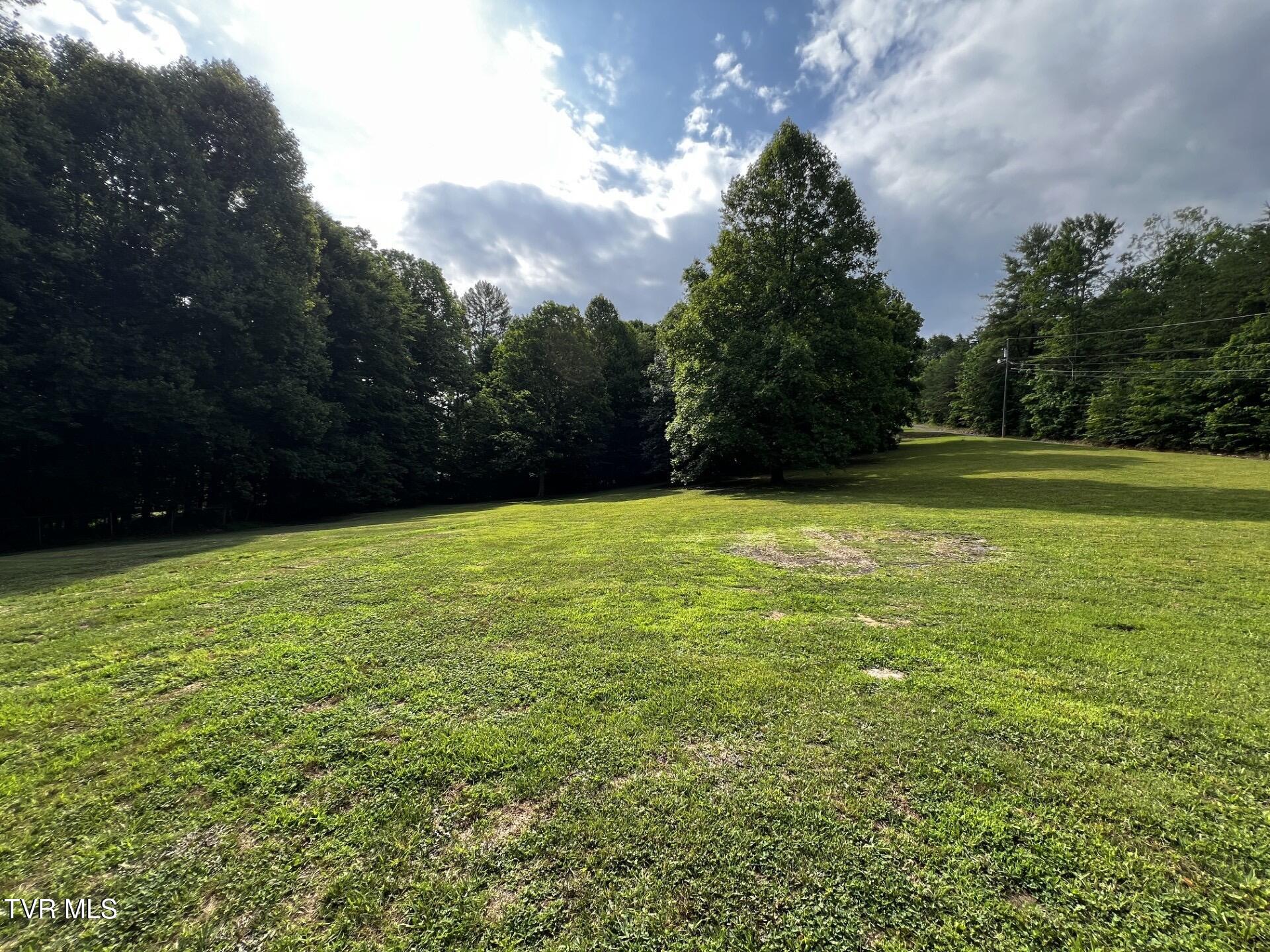 437 Turner Road Bluff City, TN 37618 - Photo 11 of 38 9F33AE4E-FA13-42AD-B858-767755B15144