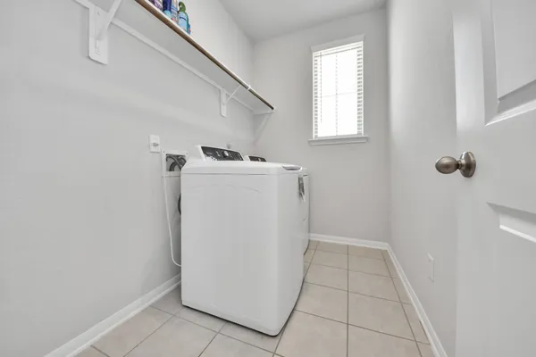 $3,175 | 10618 Amador Peak Drive, Rosharon, TX 77583