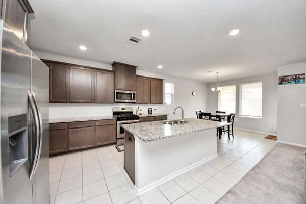 $3,175 | 10618 Amador Peak Drive, Rosharon, TX 77583