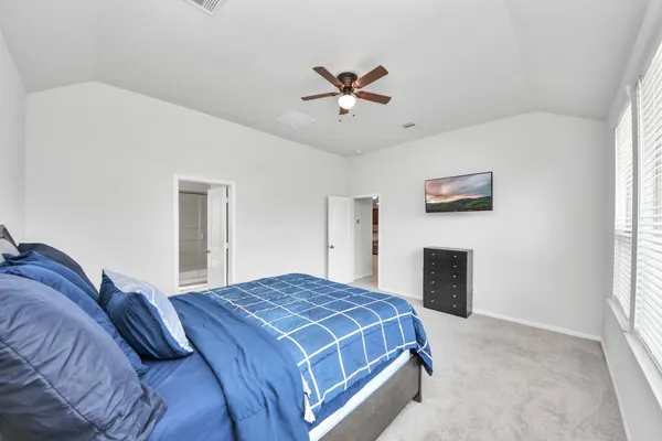 $3,175 | 10618 Amador Peak Drive, Rosharon, TX 77583