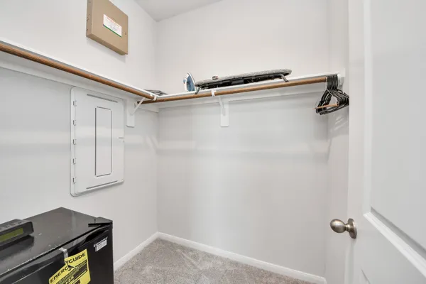 $3,175 | 10618 Amador Peak Drive, Rosharon, TX 77583