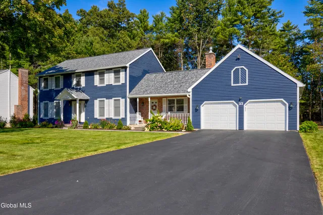 $549,900 | 37 Willow Road, Queensbury, NY 12804