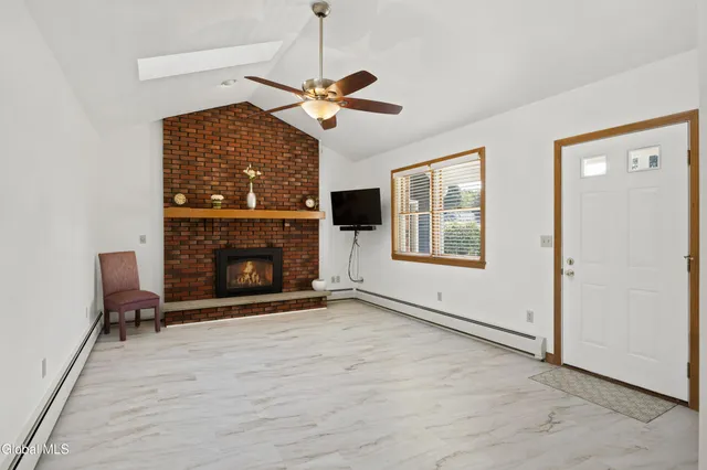 $549,900 | 37 Willow Road, Queensbury, NY 12804