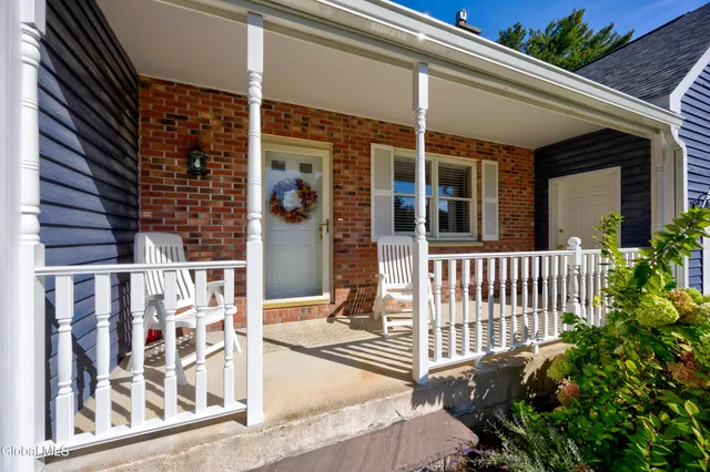 $549,900 | 37 Willow Road, Queensbury, NY 12804