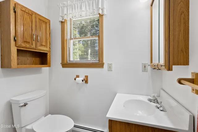 $549,900 | 37 Willow Road, Queensbury, NY 12804