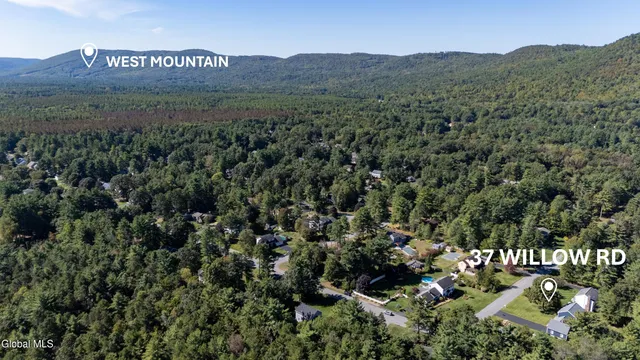 $549,900 | 37 Willow Road, Queensbury, NY 12804