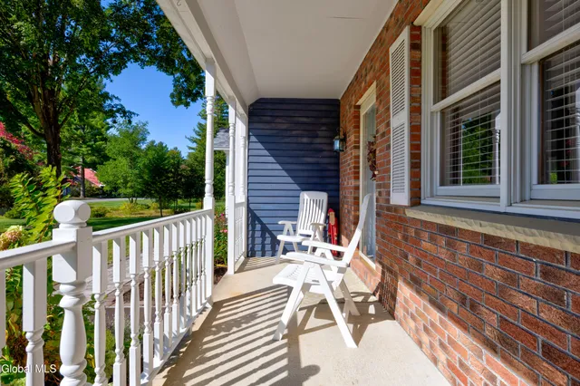 $549,900 | 37 Willow Road, Queensbury, NY 12804