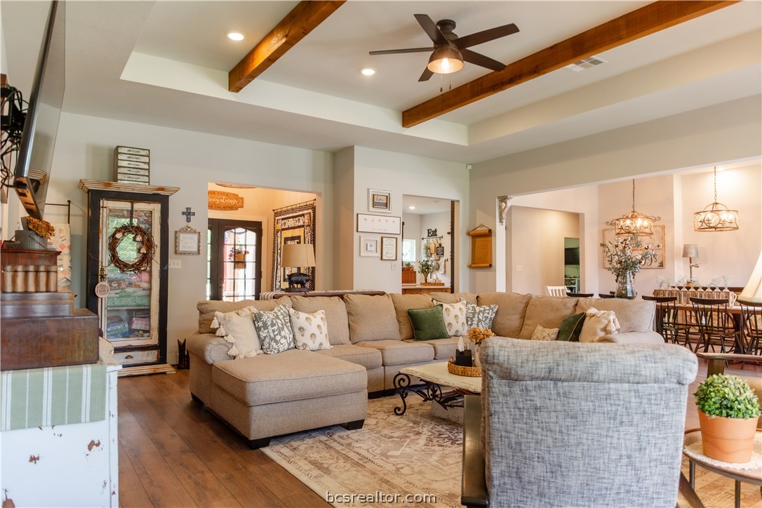 5036 Glory Road Bryan, TX 77808 - Photo 12 of 50 View of living room, open
