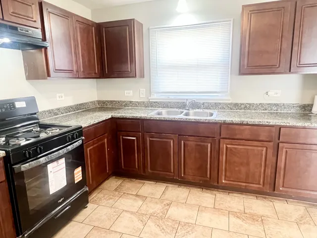 $219,900 | 17613 Grandview Drive, Hazel Crest, IL 60429