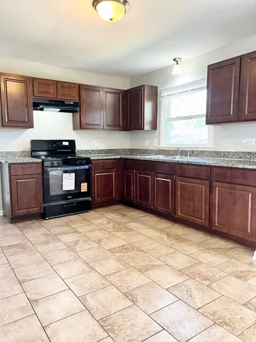 $219,900 | 17613 Grandview Drive, Hazel Crest, IL 60429