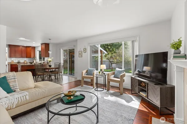 $840,000 | 3930 Pacific Place, Mukilteo, WA 98275