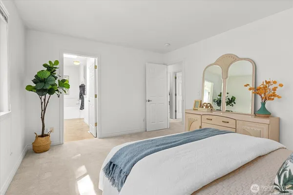 $840,000 | 3930 Pacific Place, Mukilteo, WA 98275