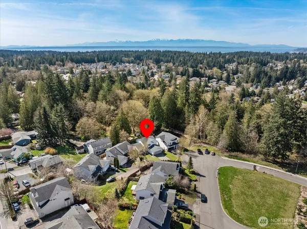 $840,000 | 3930 Pacific Place, Mukilteo, WA 98275