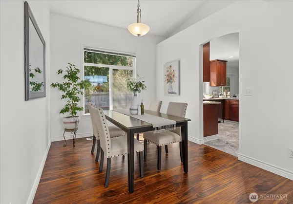 $840,000 | 3930 Pacific Place, Mukilteo, WA 98275